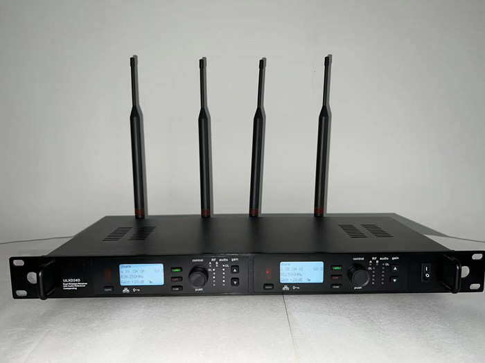 نظام صوت احترافي خارجي ثنائي ا - مراجعة Uhf Wireless Microphone System Dual Channel وسعره
